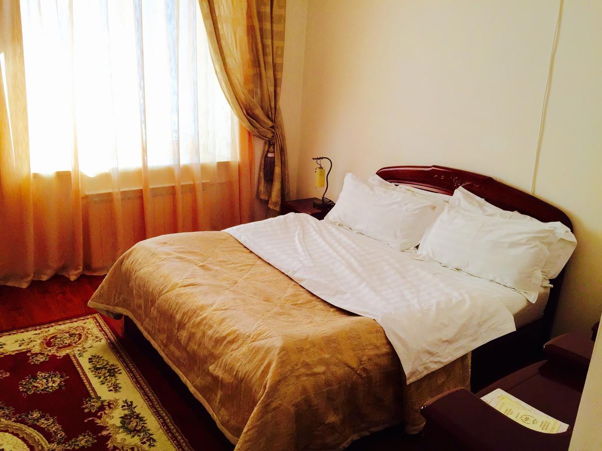 Hotel Ark Ms 塔拉兹 外观 照片